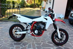Swm 125 (2022)- scarico scalvini