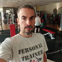 Istruttore sala attrezzi e personal trainer