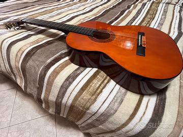 Chitarra classica EKo usata pochissimo