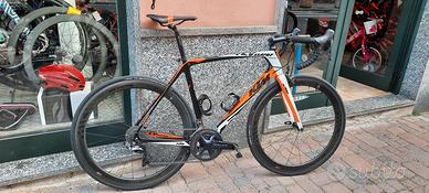 bicicletta KTM mod Revelator