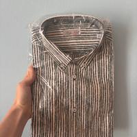 Camicia a righe da uomo