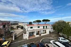 3 LOCALI A CASAMICCIOLA TERME
