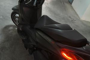 Beverly 300 S