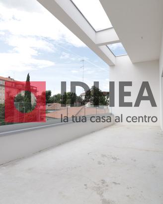 UTV4 - APPARTAMENTO PRIMO PIANO TRICAMERE CON TERR