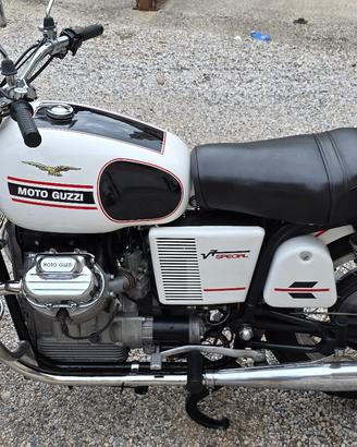 Moto Guzzi V7 SPECIAL