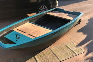 Barca in vetroresina 330 cm