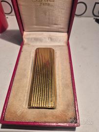 Accendino Cartier ovale godron