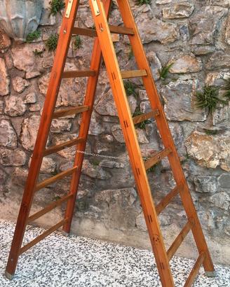 Scala di legno