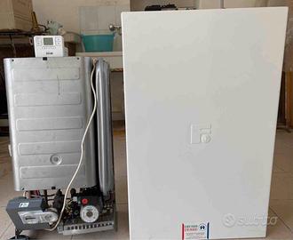 CALDAIA MURALE A GAS FERROLI DOMI INSERT F24 D