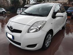 Toyota Yaris 1.0 5 porte Sol GPL