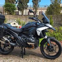 GS 1300 Triple Black 02/2024