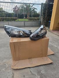 Coppia fari Lenticolari Led Focus mk4