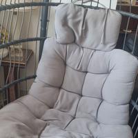 Sedia a dondolo a uovo