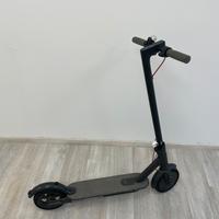 Monopattino Xiaomi M365