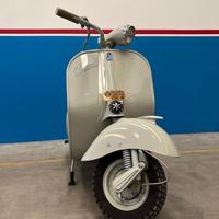 Piaggio Vespa Struzzo VL1T 1954