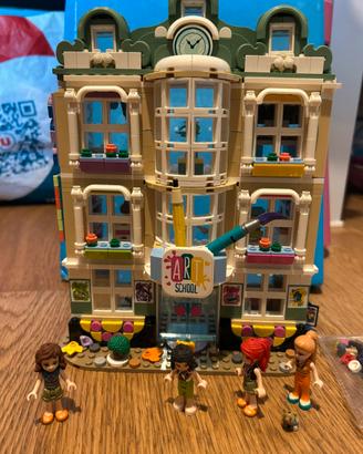 LEGO Friends 41711 - La Scuola d'Arte di Emma