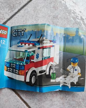 Lego City Ambulanza 7890
