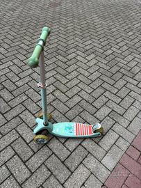 2 Monopattini Bambini da 3 a 7 anni