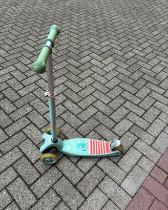 2 Monopattini Bambini da 3 a 7 anni