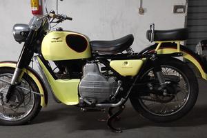 moto guzzi nuovo Falcone 500