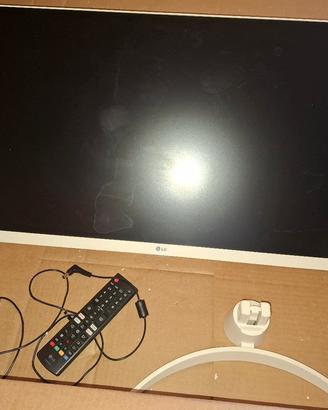 SMART TV LG 27 POLLICI  BIANCA