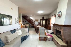 BIFAMILIARE A CISTERNA DI LATINA