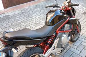 moto Kawasaki er6n 