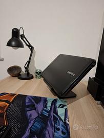 Supporto Laptop Ergonomico Nero - Ottimizza il tuo