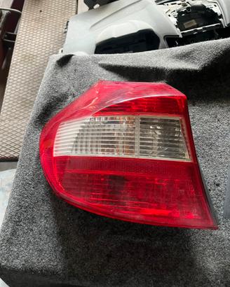 Faro posteriore sinistro Bmw serie 1 E87 2007