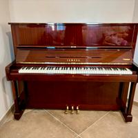 Pianoforte Yamaha U1 121cm revisionato a Nuovo