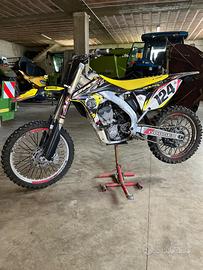 Suzuki rmz 250