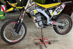 Suzuki rmz 250