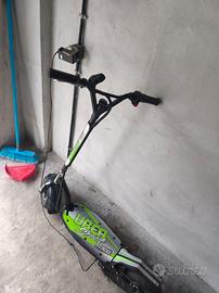monopattino elettrico  Uber 