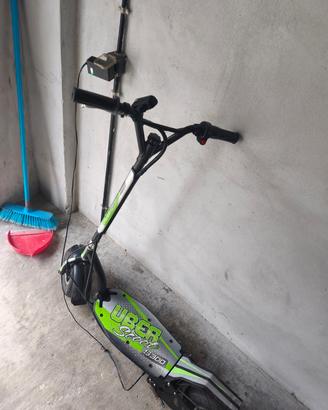 monopattino elettrico  Uber 