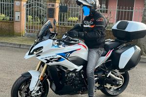 BMW S1000XR 