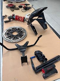 MV AGUSTA F3 800  - PEZZI RACING PISTA -