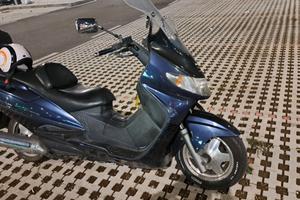 Suzuki AN Burgman 400