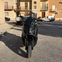 Yamaha Xmax 125 2023