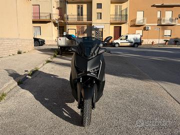Yamaha Xmax 125 2023