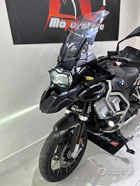 Bmw gs 1250 r adventure triple black
