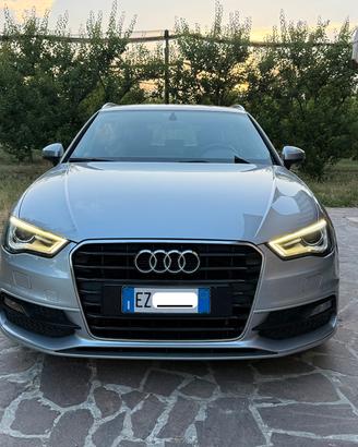 AUDI A3 SPORTBACK 2.0 TDI 150cv (S LINE INT/ EST)