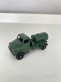 Matchbox Lesney No. 71 Austin 200 Gallon Water T