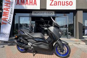 Yamaha X-Max 300 solo 2200 km guidabile paten...