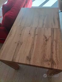Tavolo allungabile colore rovere 