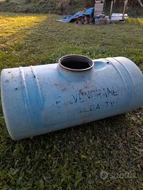 serbatoio x contenere liquido 