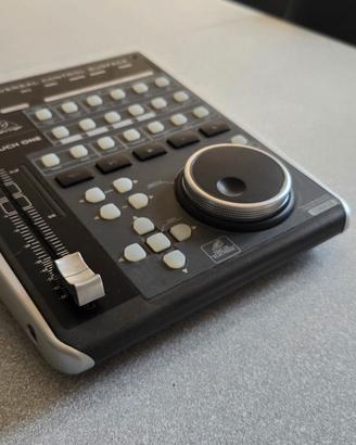 Behringer X-TOUCH ONE – Surface Controller USB DAW