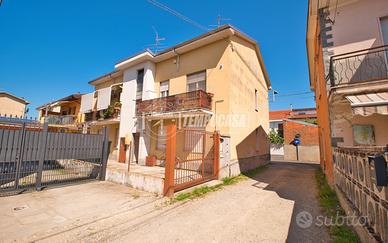 TRILOCALE CON BOX BALCONE E MANSARDA!!!