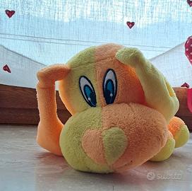 Peluche cane giallo e arancio