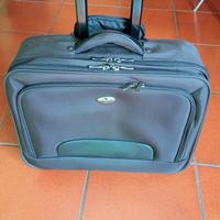 Trolley da viaggio con sconparto porta PC Roncato
