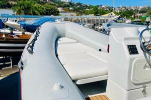 Gommone senza motore